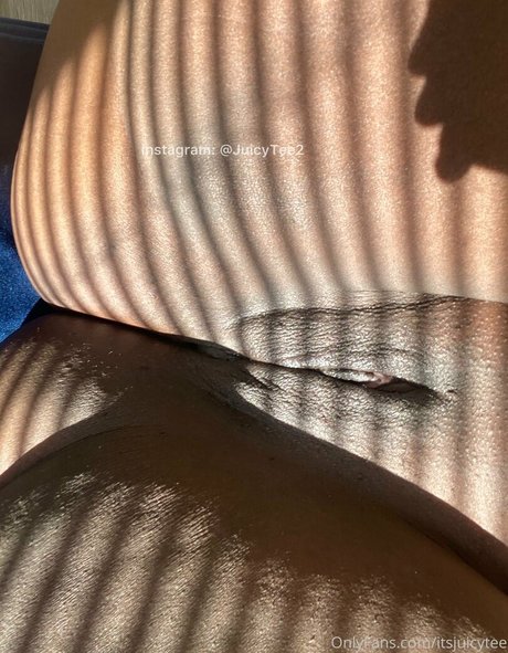 itsjuicytee xxx pornstar picture