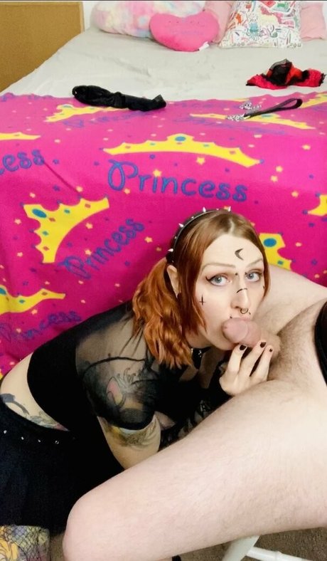 cutie succubus art model galleries