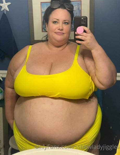 ssbbwladyjiggles pornographic actress img
