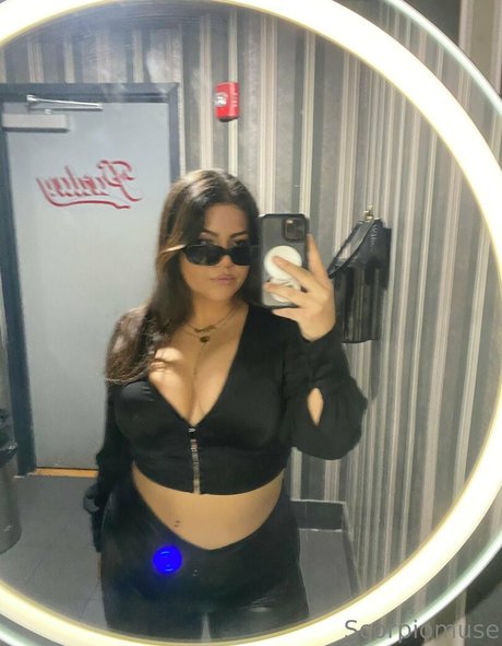 freescorpiomuse top model photo