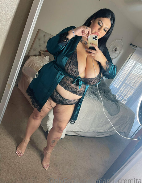 mami cremita perfect actress img