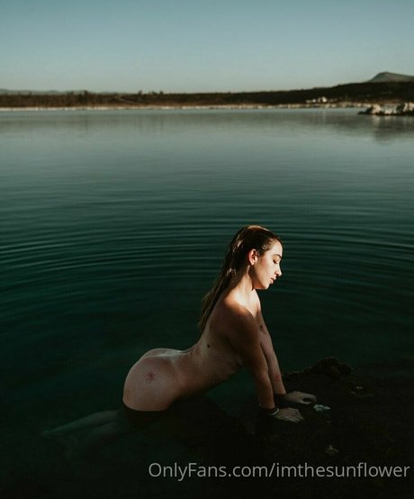 imthesunflower star naked pictures