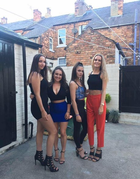 Tiffany Harrison adult model gallery