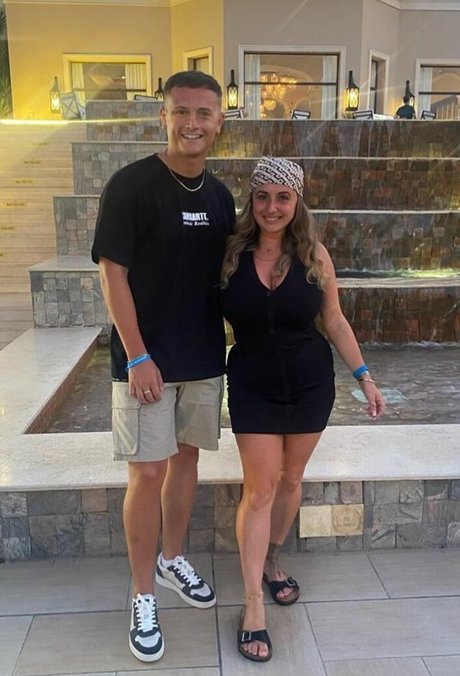 Tiffany Harrison beautiful model gallery