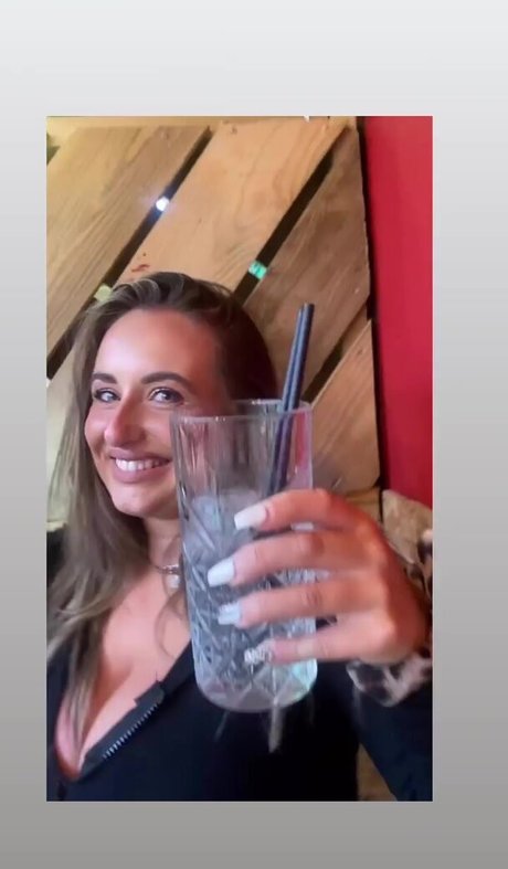 Tiffany Harrison hot model archive