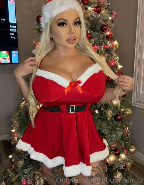 tiny onlyfans exclusive photo