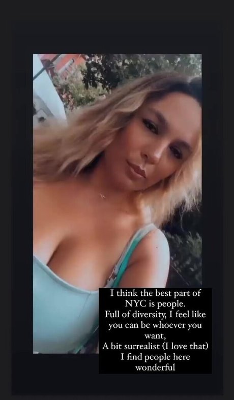 Acronopia model hot pictures