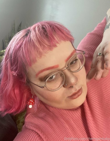 cherryjambaby pornographic model images