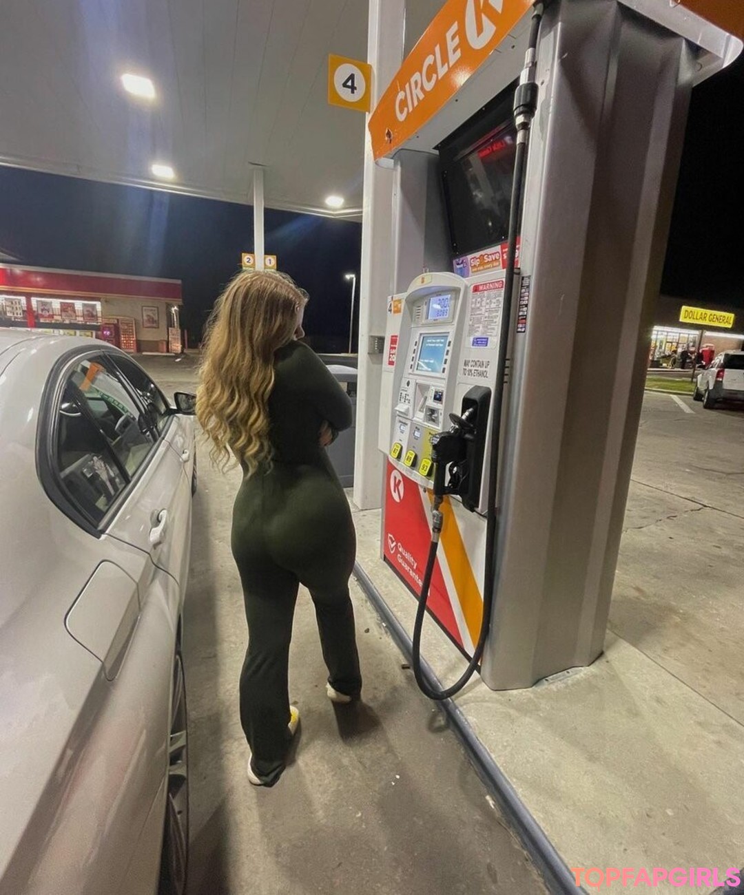 Halohailsangel pornstar photo