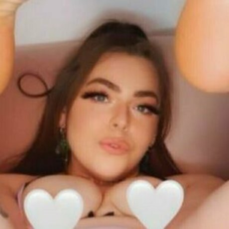 janaxjames beautiful actress img