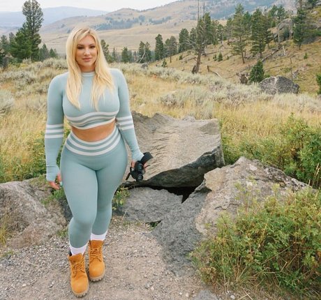 skinny white girl onlyfans art nude pic