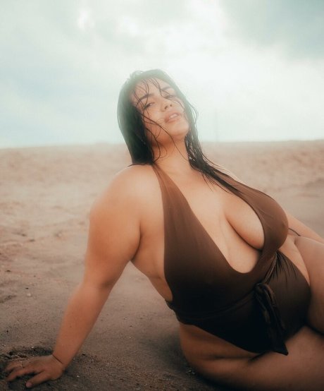 Rachel Anastacia thumbnail