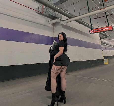 Anjadee model porn picture