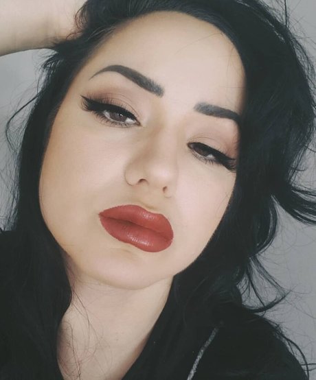 Anjadee star erotic images