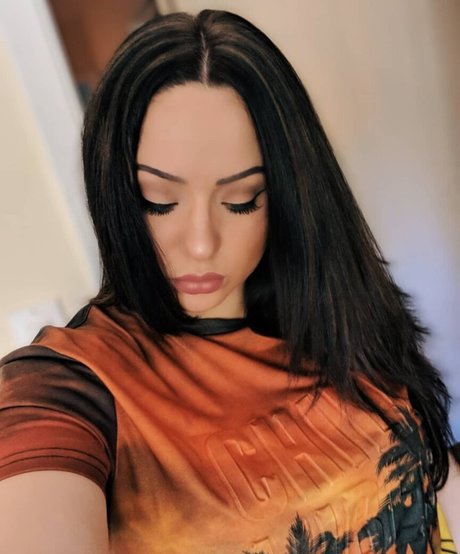 Anjadee top actress picture