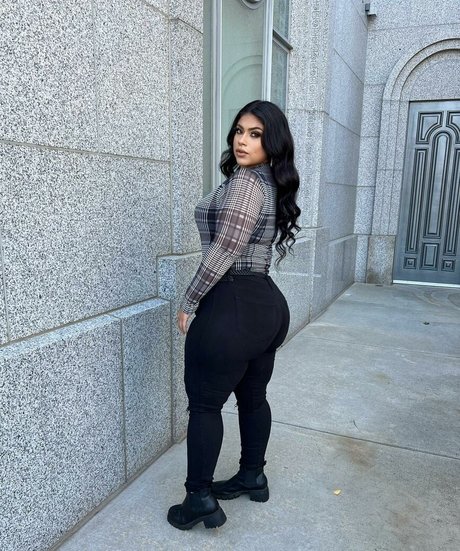 pov onlyfans beautiful porn pic