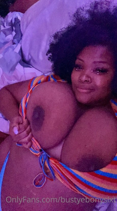 bustyebonyslxt pornstar nude img