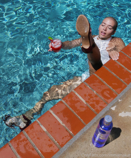 Immamakat pornographic actress picture