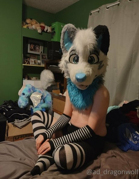 ad dragonwolf erotic model archive