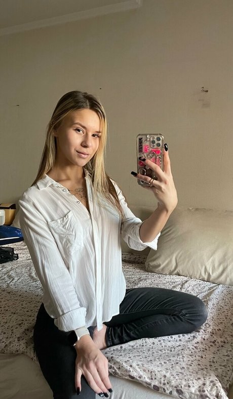 lucysunshinefree nudes star archive