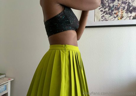 mangomob92 model pretty pics