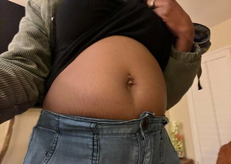 mangomob92 model high quality picture