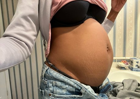 mangomob92 pornstar nude img