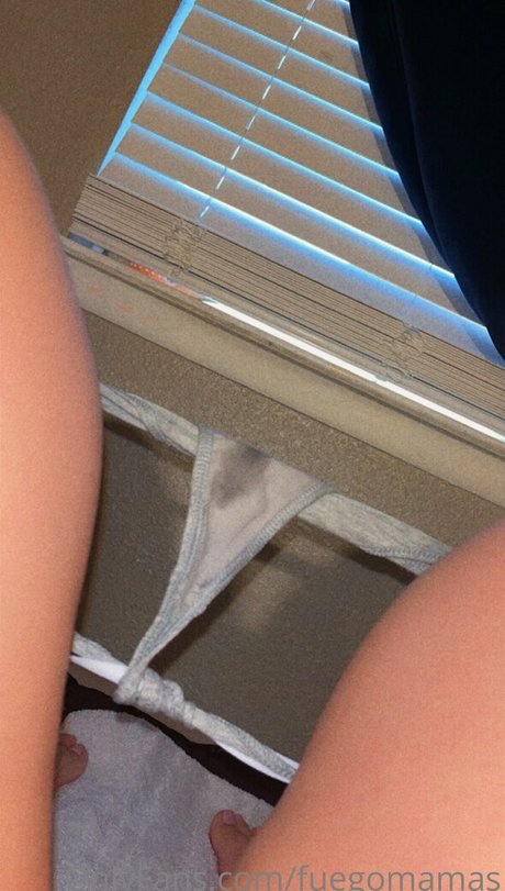 fuegomamas model adult photos