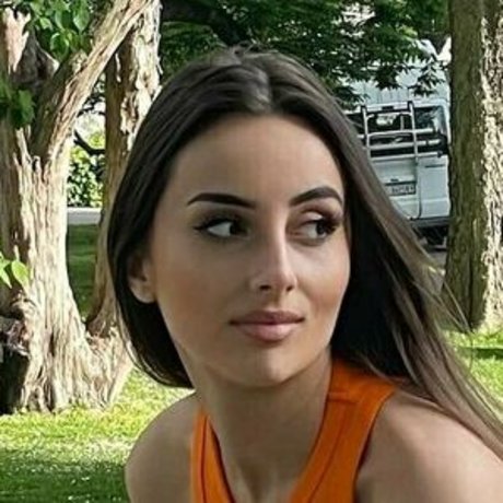 tiffayana model xxx photos