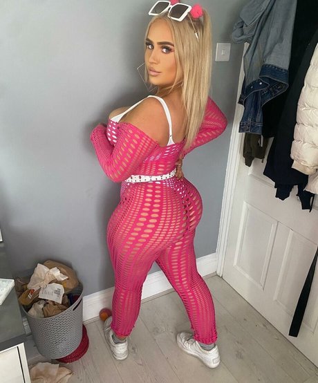 Molly O Shea star pornographic pics