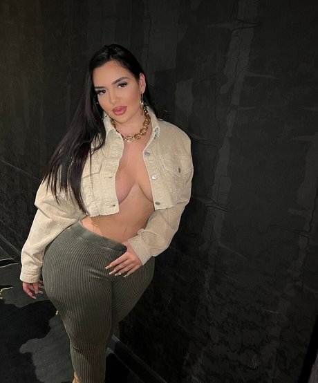 Victorya Addad star nudes image