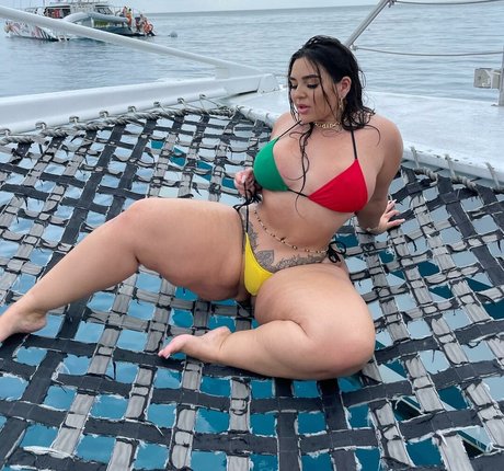 Victorya Addad nude actress image