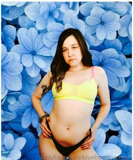 blueburryruccoon top actress photo