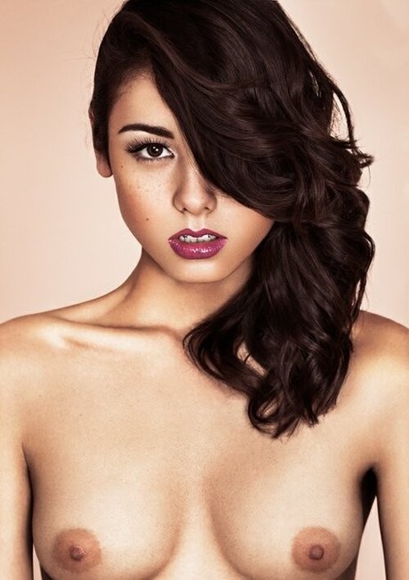 MissLunaMiel star high quality pic