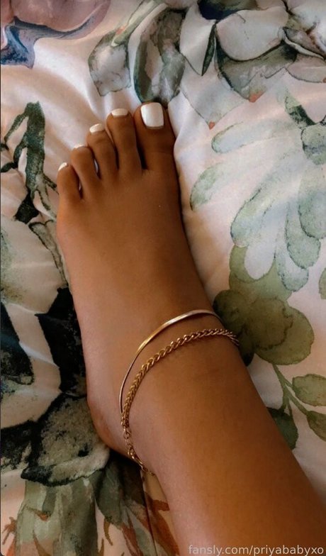 Priya Singh beautiful pornstar pictures