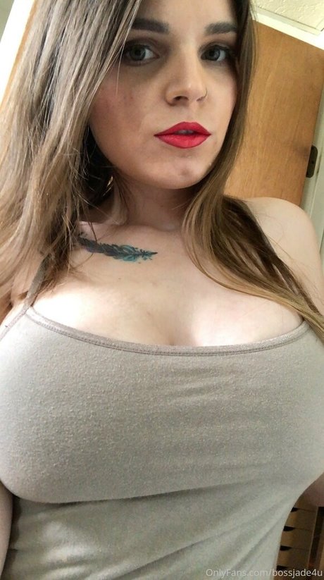 bossjade4ufree naked star image