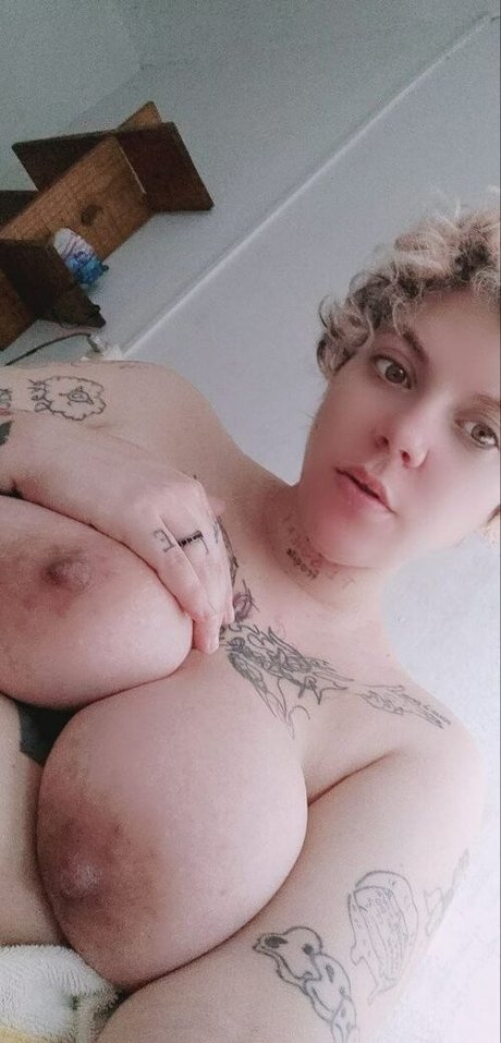 Naru Peridot perfect star image