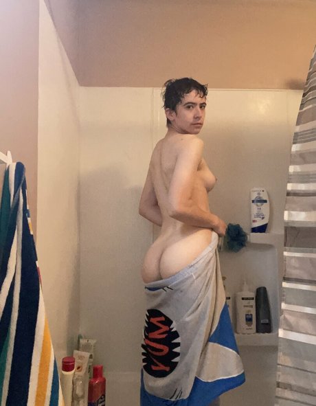 cloudybrains sex model picture