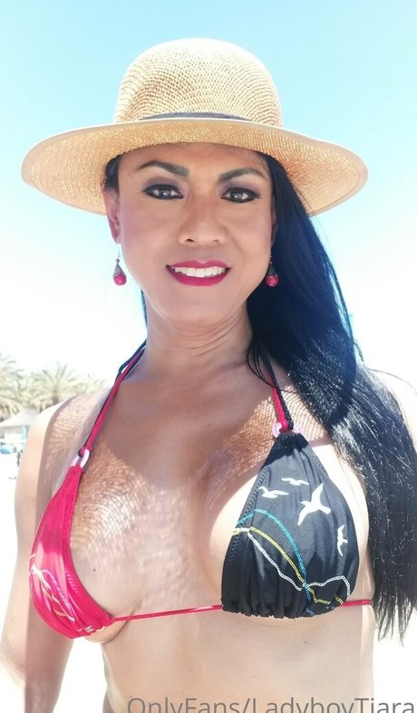 ladyboytiara star naked img