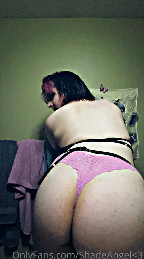 shadeangel model nude gallery