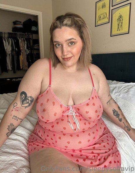 sleepysofiavip model nudes images