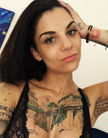 bonnierottenx nice star gallery