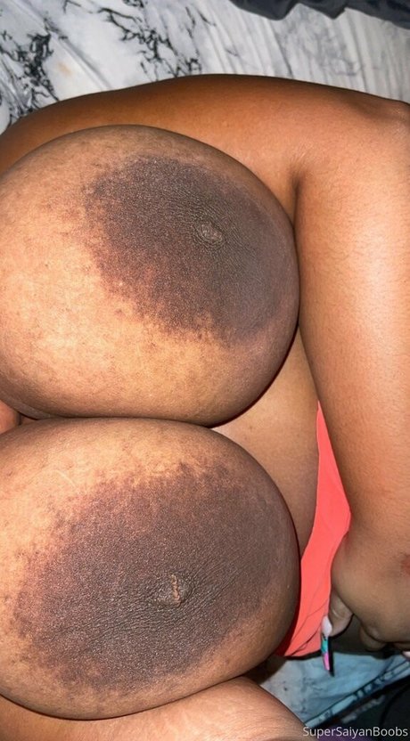 supersaiyanboobs model art pics