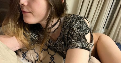 stefanyfreitass star naked gallery