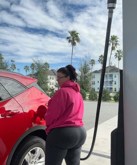 Crystal McBootay sexy pornstar images