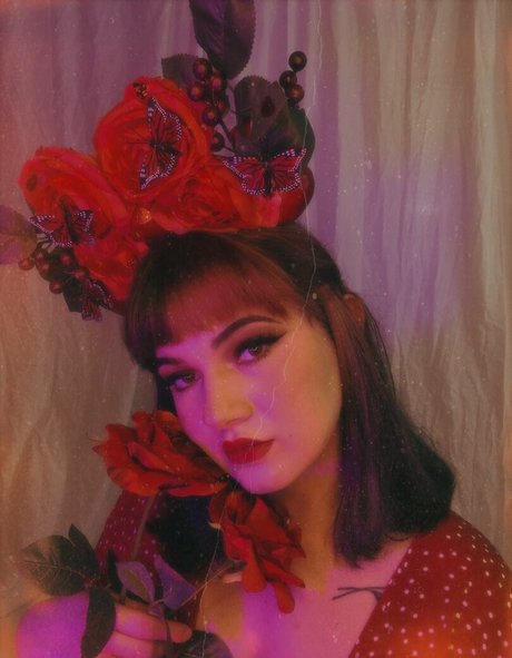 autumn zoldyck nudes actress photo