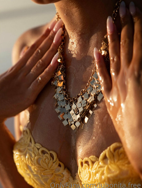 lubonita free beautiful model image