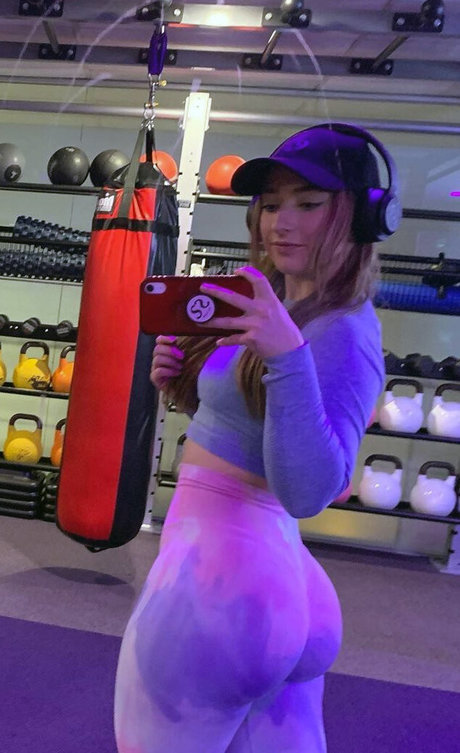 Isobel H pornstar nude galleries