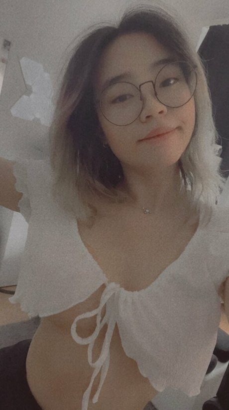 Xktie erotic pornstar archive