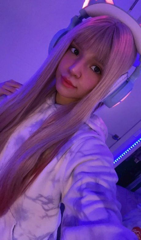 EdenTheFairy pornstar sex pic